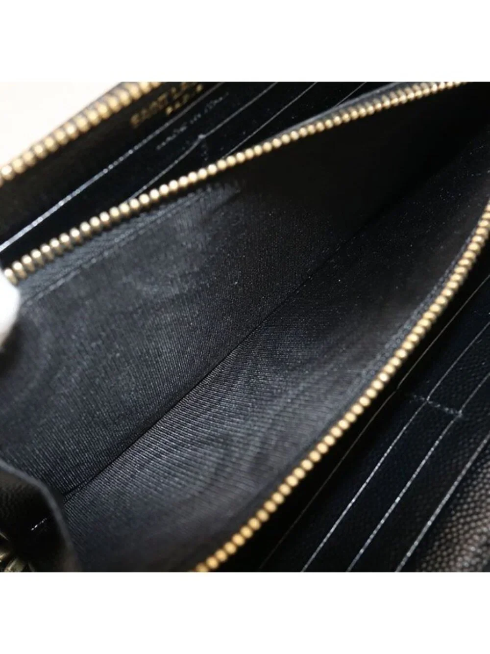 Saint Laurent Full Zip Wallet Monogram Round Zip Calf - Picture 4 of 7